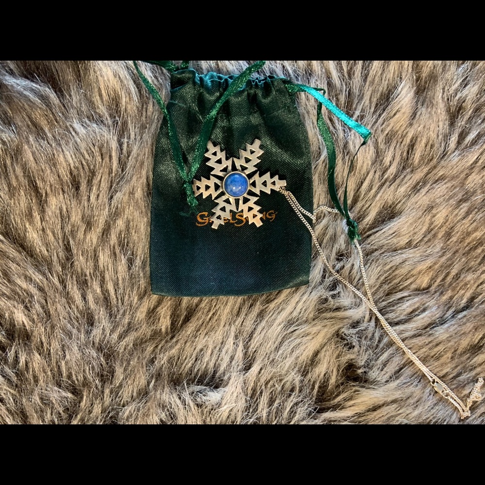 Silver necklace
